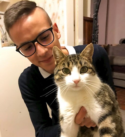 Kolos- petsitter Budapest or Pet nanny for dogs cats