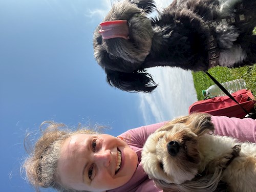Krisztina- petsitter Budapest vagy Állat szitter a kutyák cicák