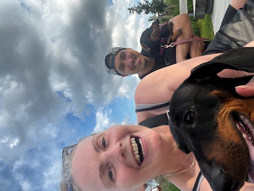 Krisztina- petsitter Budapest vagy Állat szitter a kutyák cicák
