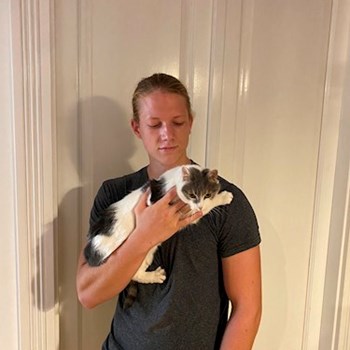 thumbnail petsitter Budapest or pet nanny for dogs cats