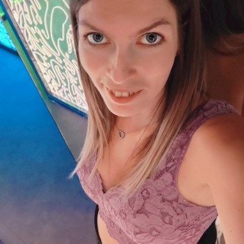 thumbnail petsitter Pécs or pet nanny for dogs cats