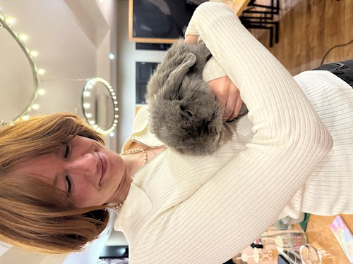 Eszter- petsitter Budapest or Pet nanny for dogs cats