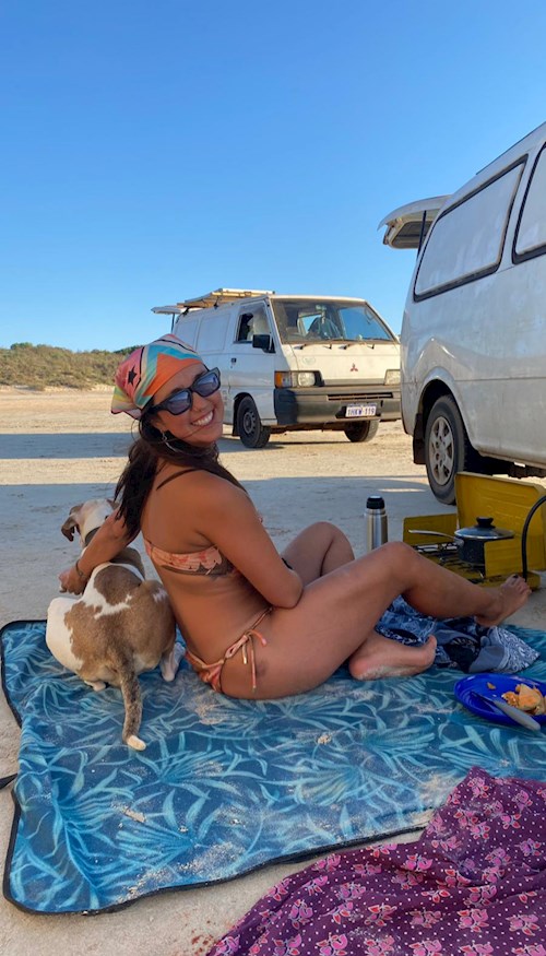 Fernanda- petsitter Budapest or Pet nanny for dogs cats