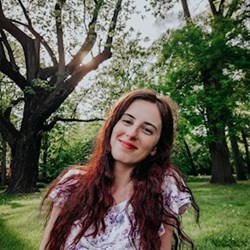 Petra - pet sitter cats dogs Budapest