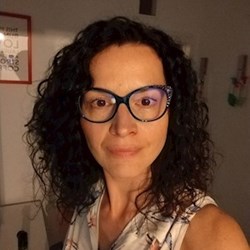 Brigi - pet sitter cats dogs Budapest